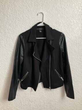 Forever 21 Black Faux Leather Sleeve Moto Jacket Size S